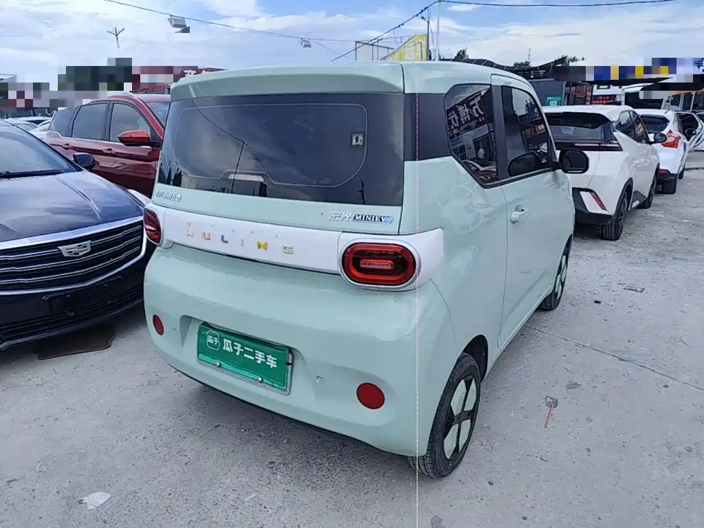 Wuling MINIEV — миниатюра 7