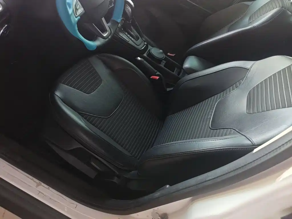 Ford Focus — миниатюра 15