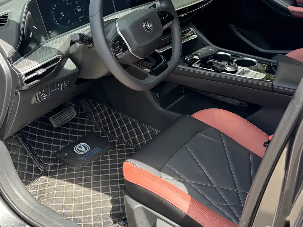 Changan Eado — миниатюра 5
