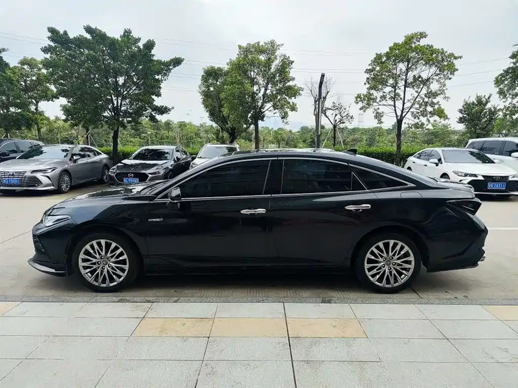 Toyota Avalon — миниатюра 3