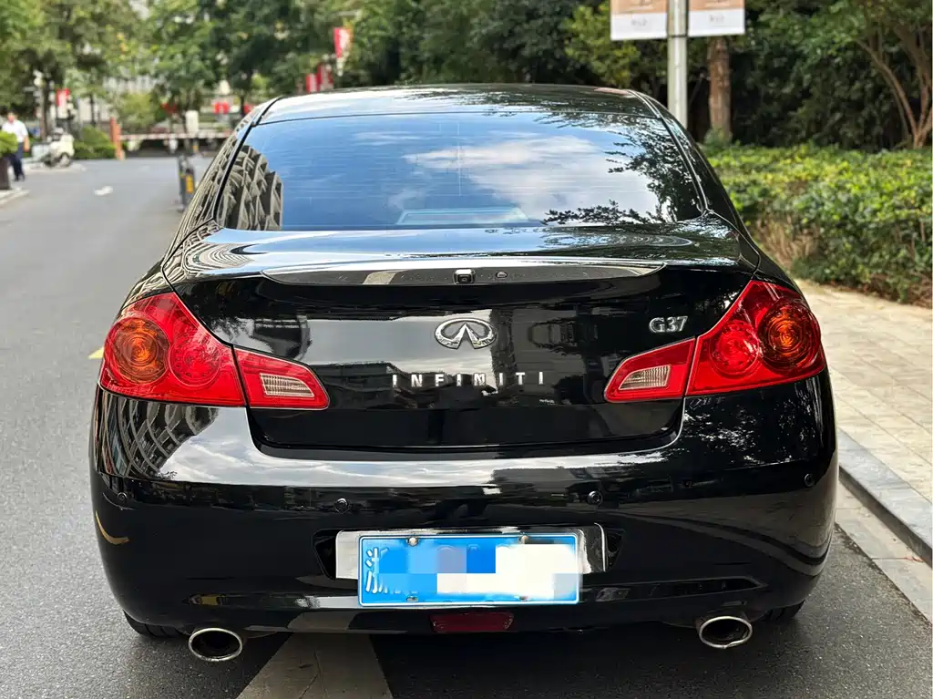 Infiniti G — миниатюра 5