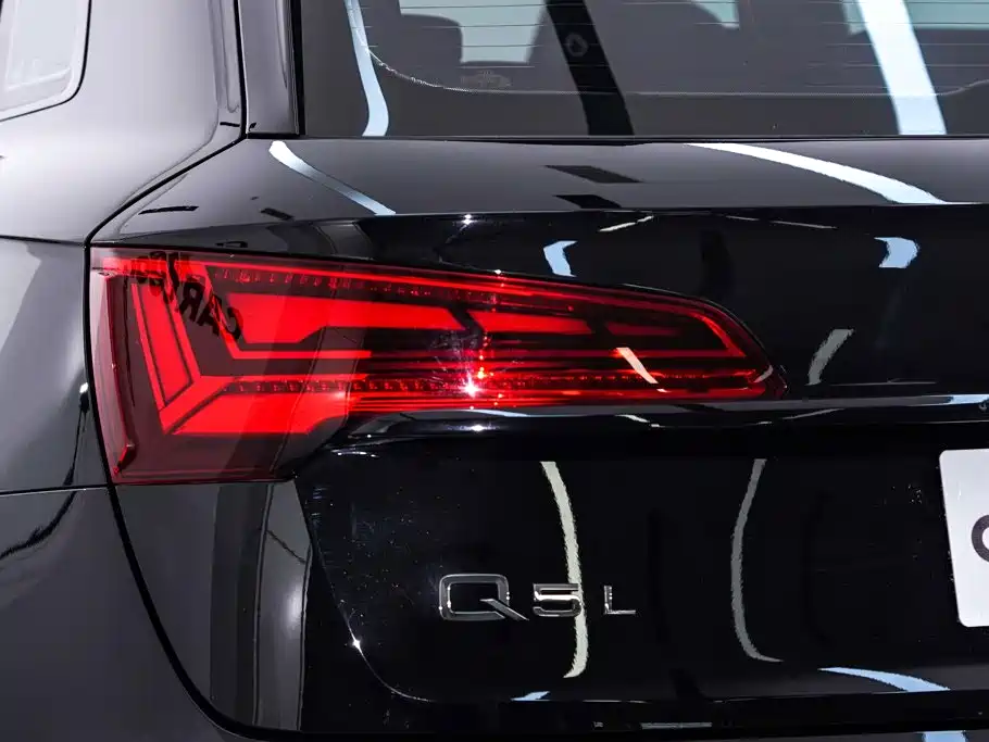 Audi Q5L — миниатюра 11