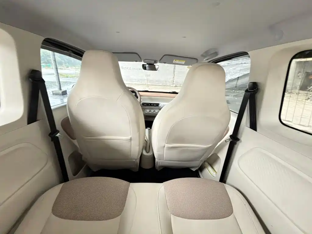 Wuling MINIEV — миниатюра 16