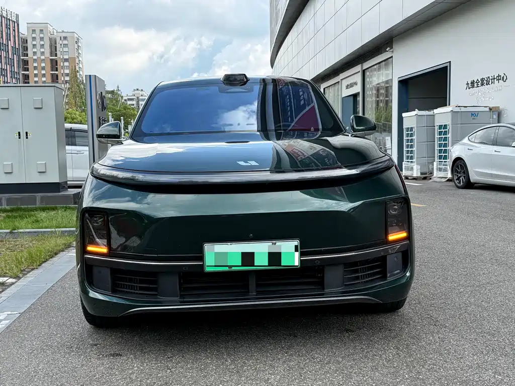 Li Auto Li L9 — миниатюра 2