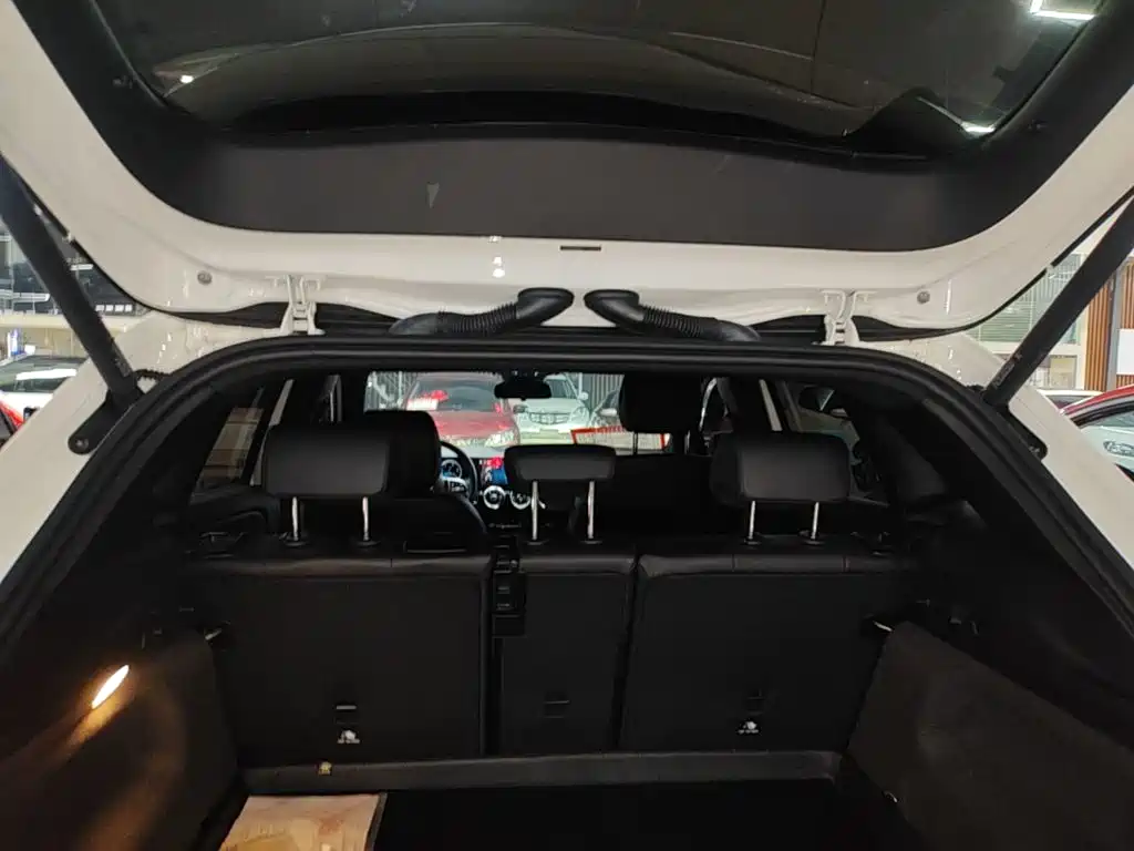 Mercedes-Benz GLA — миниатюра 19