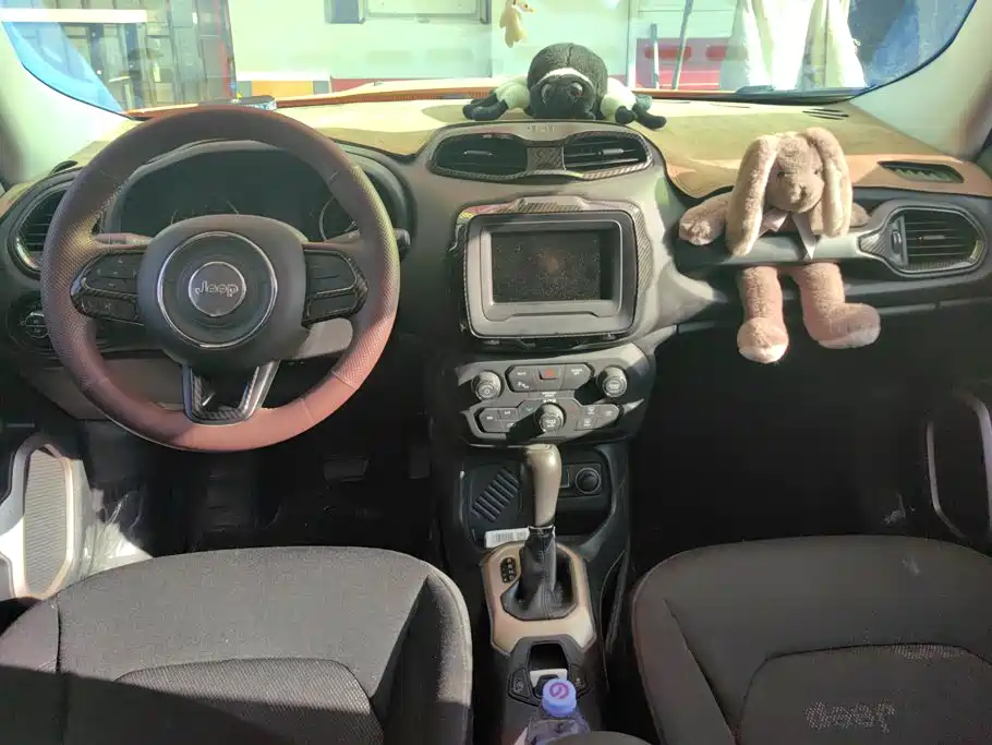 Jeep Renegade — миниатюра 12