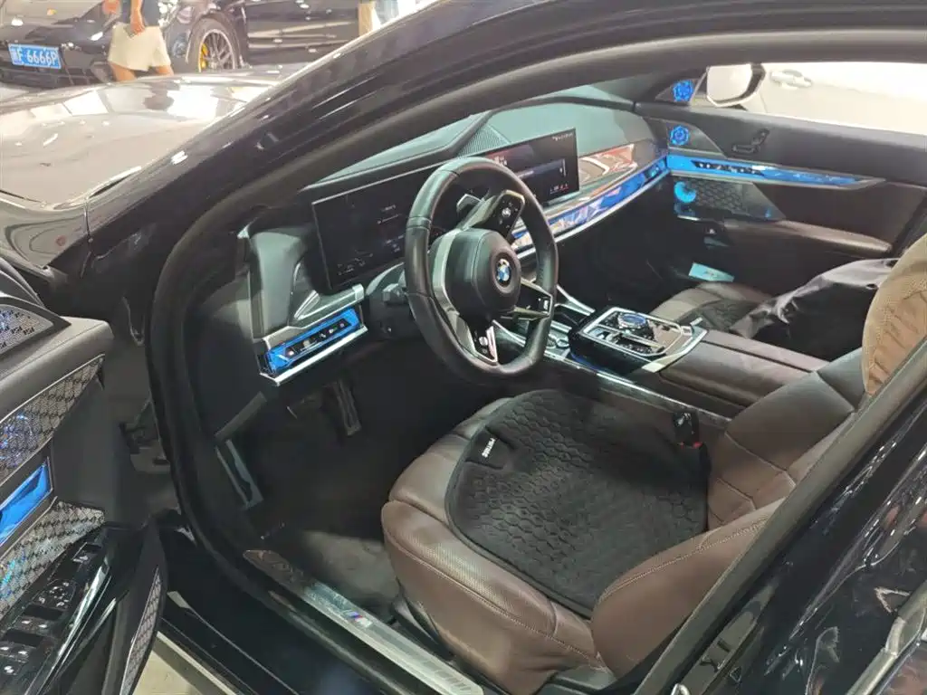 BMW 7 Series 7 2023 740Li Premium M Sport