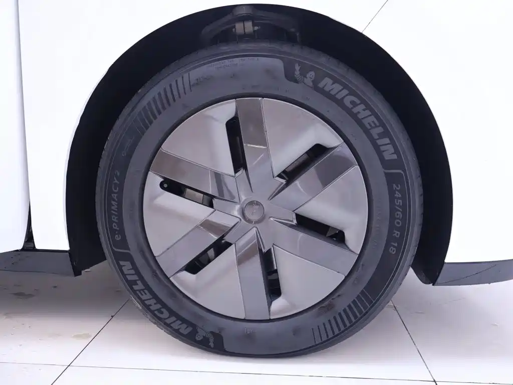 Li Auto Li MEGA — миниатюра 6