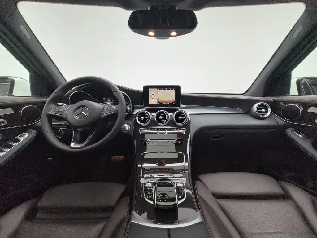 Mercedes-Benz GLC — миниатюра 5