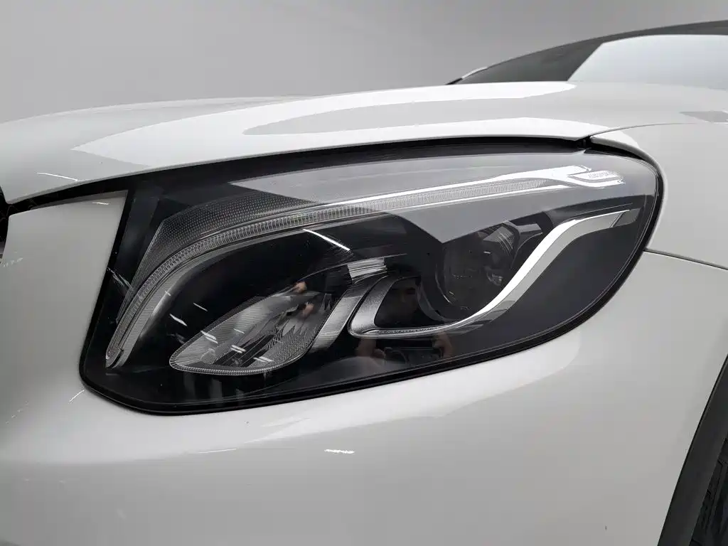 Mercedes-Benz GLC — миниатюра 7