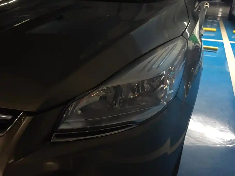Ford Kuga — миниатюра 5