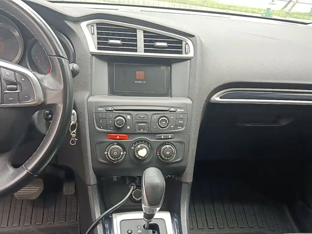 Citroen C4L — миниатюра 13