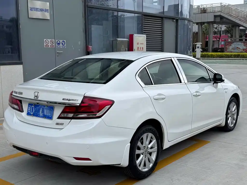 Honda Civic — миниатюра 6