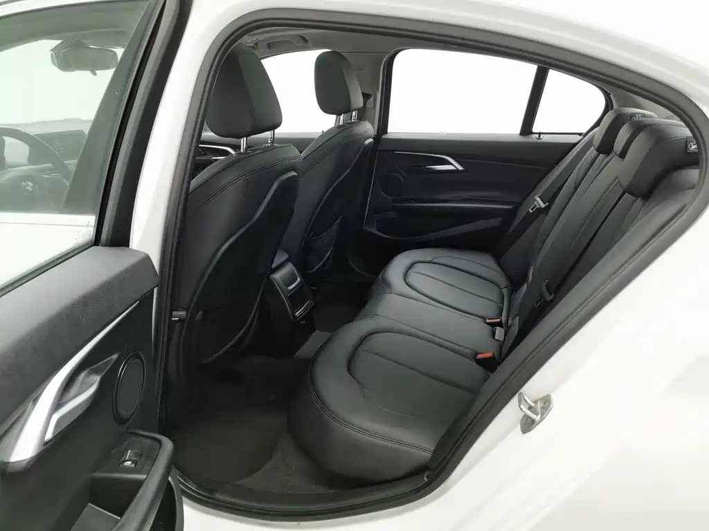 BMW 1 Series — миниатюра 15