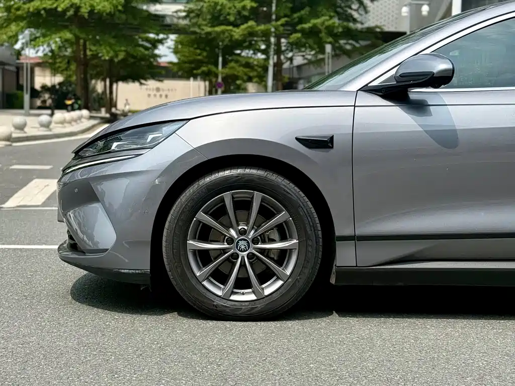 BYD Qin L — миниатюра 16