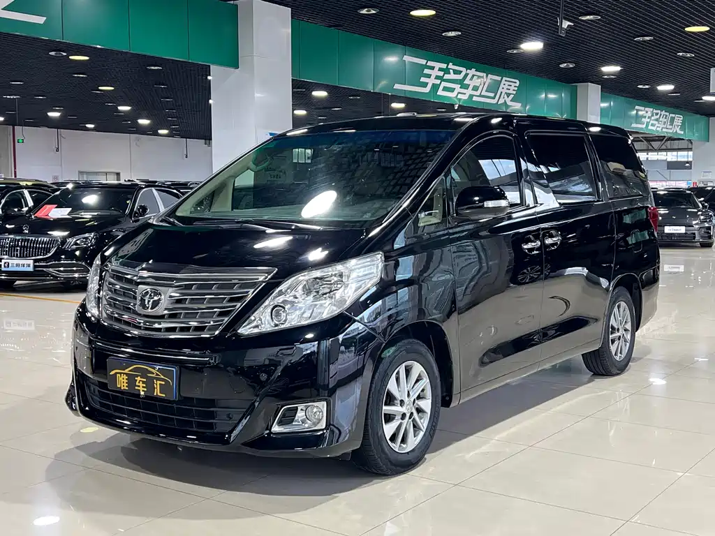 Toyota Alphard 2013