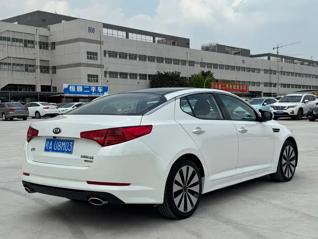 Kia K5 — миниатюра 5