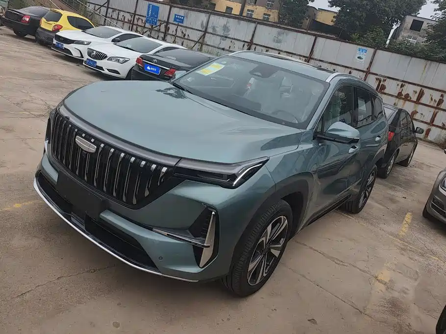 Geely Boyue L