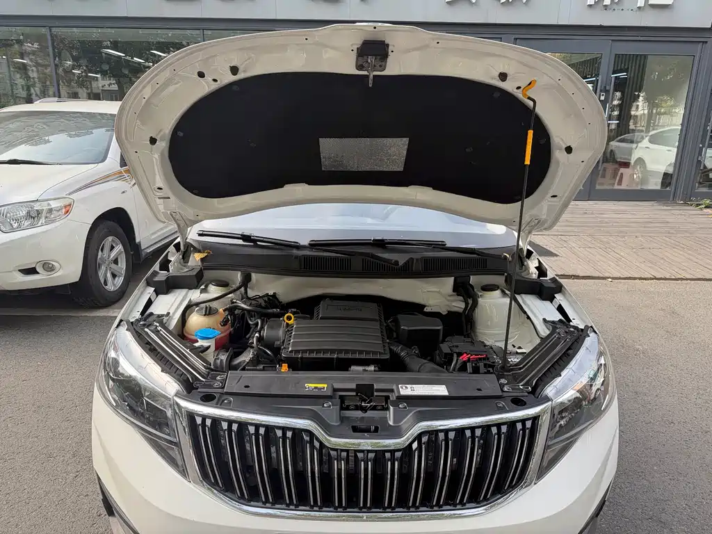 Skoda Kamiq — миниатюра 15