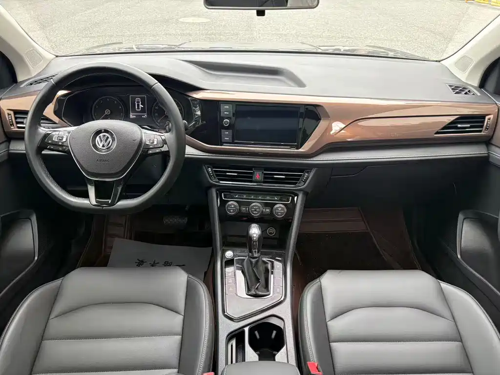 Volkswagen Tharu — миниатюра 9