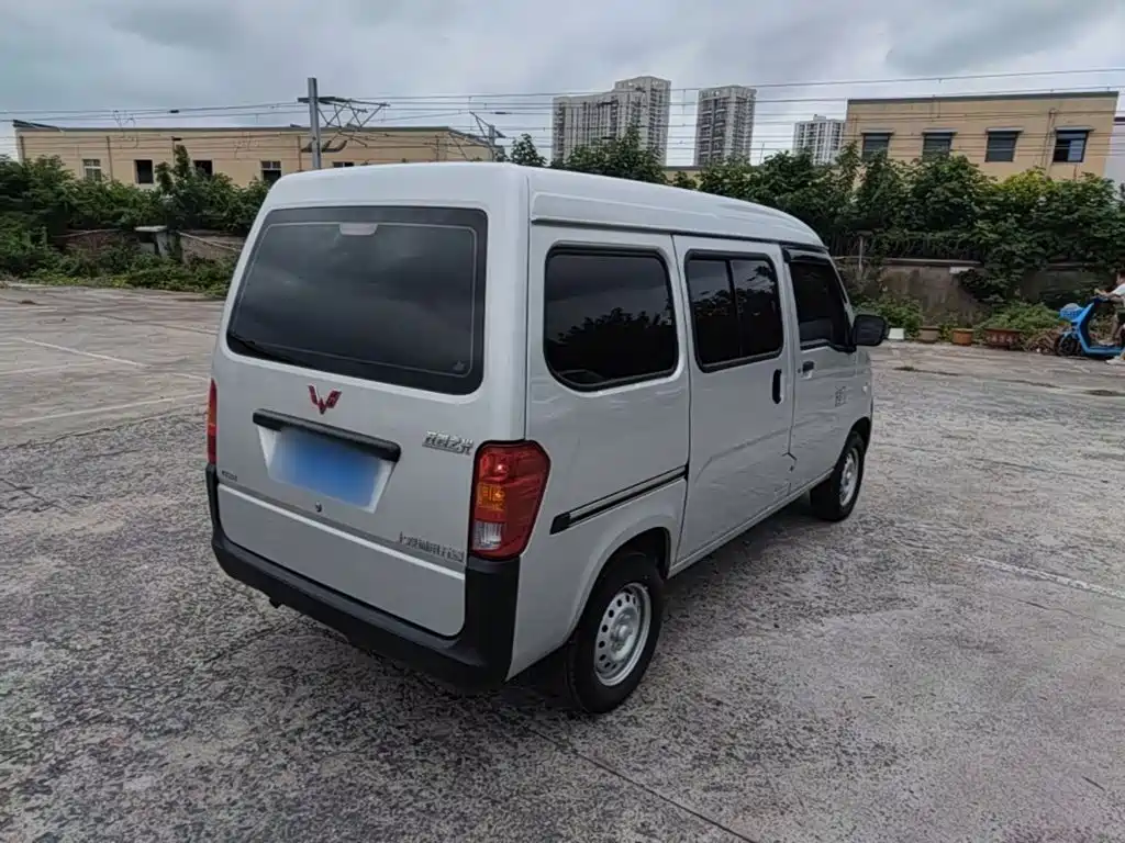 Wuling Zhiguang — миниатюра 7