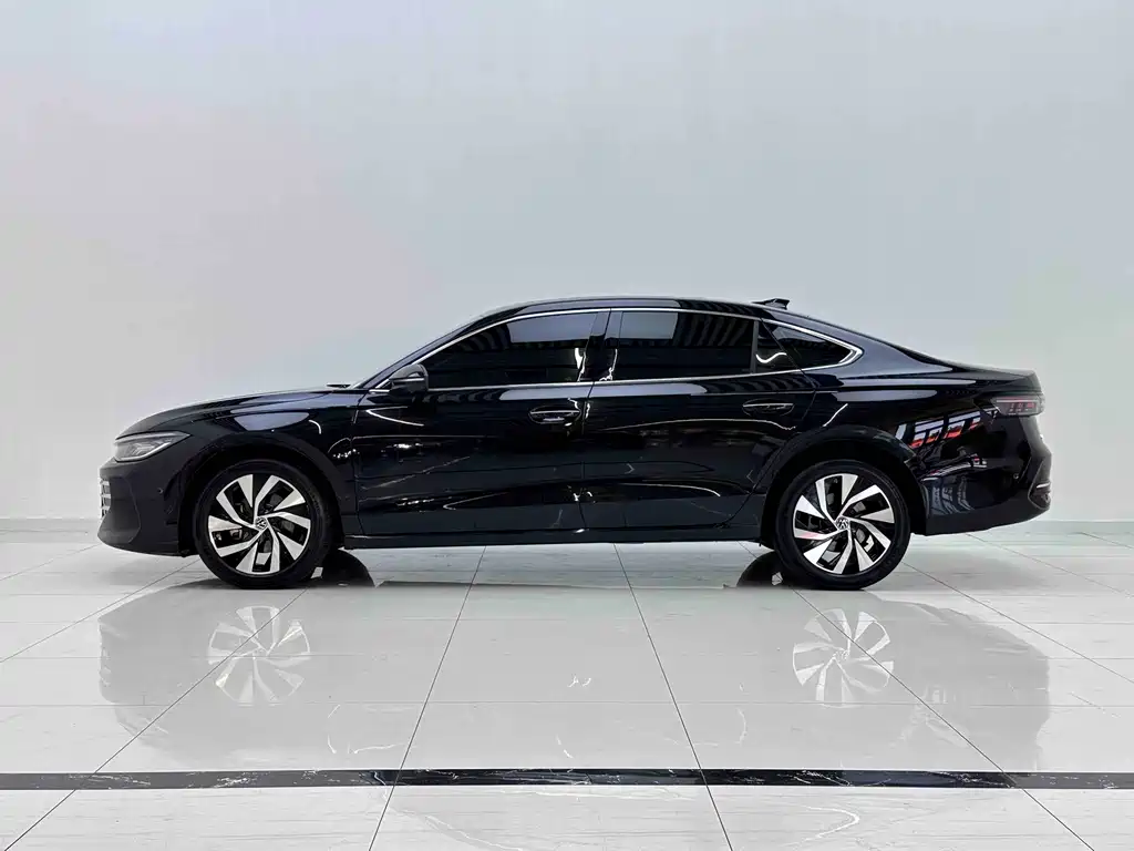 Volkswagen Passat — миниатюра 8