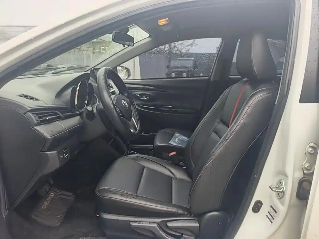 Toyota Yaris L — миниатюра 14
