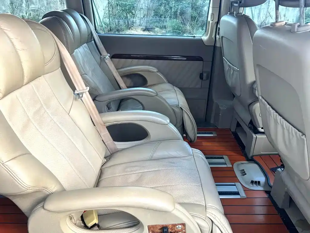 Mercedes-Benz Viano — миниатюра 6