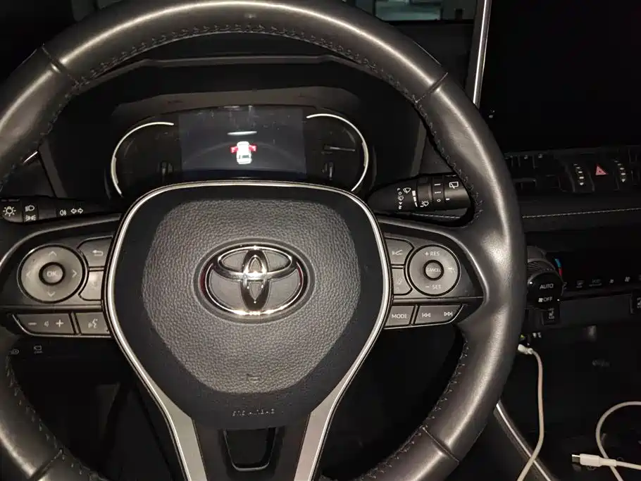 TOYOTA RAV4 RONGFANG