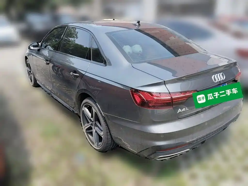 Audi A4L 2024 40 TFSI Luxury