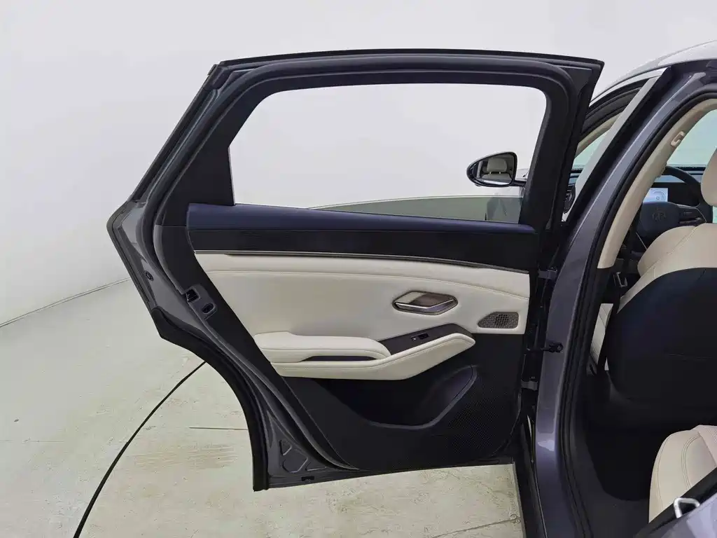 BYD Qin L — миниатюра 11