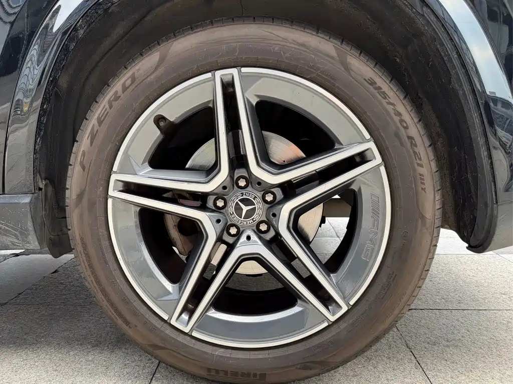 Mercedes-Benz GLS — миниатюра 13