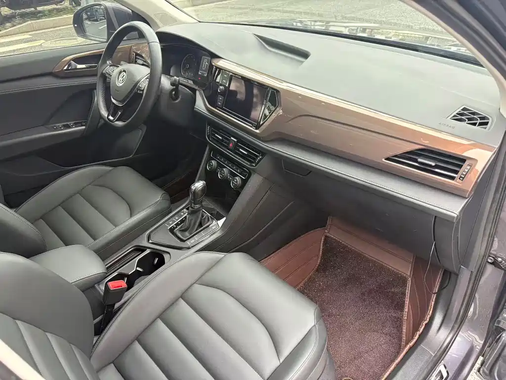 Volkswagen Tharu — миниатюра 8