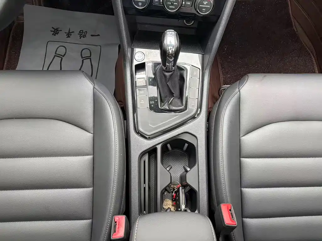 Volkswagen Tharu — миниатюра 10
