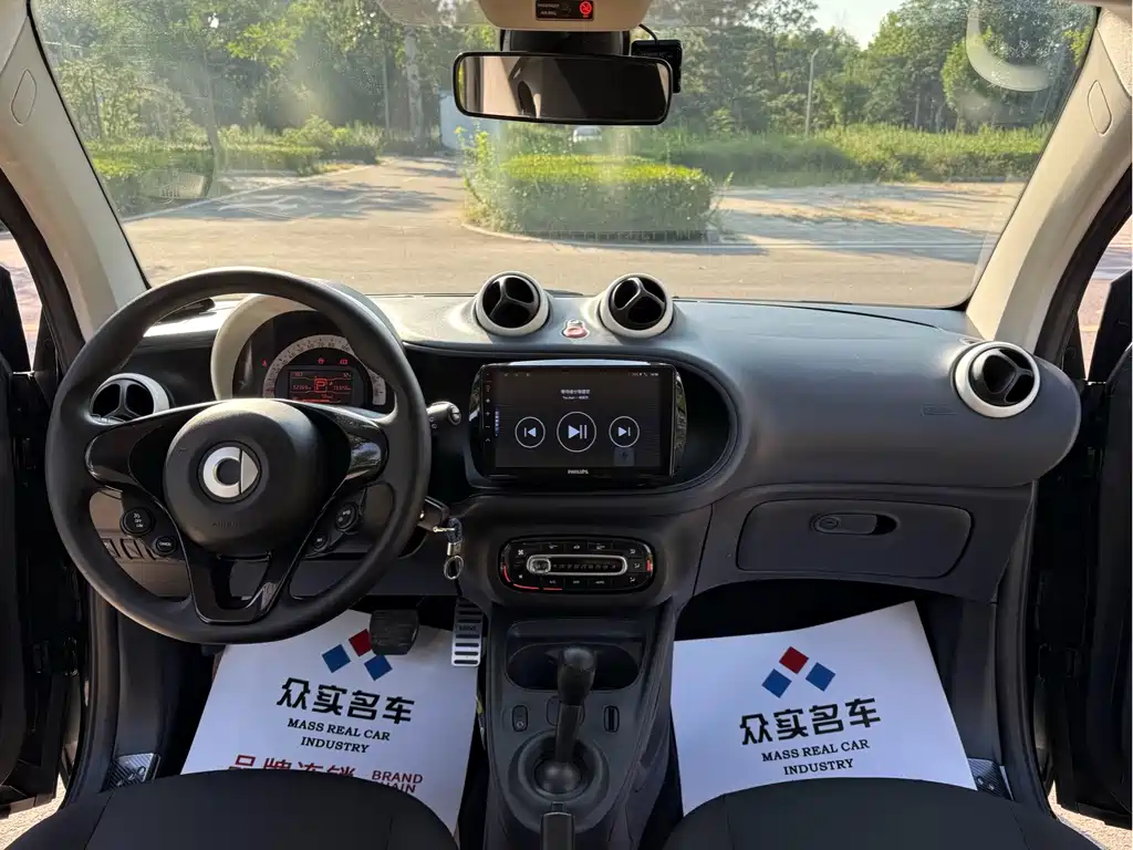smart Smart Fortwo — миниатюра 7