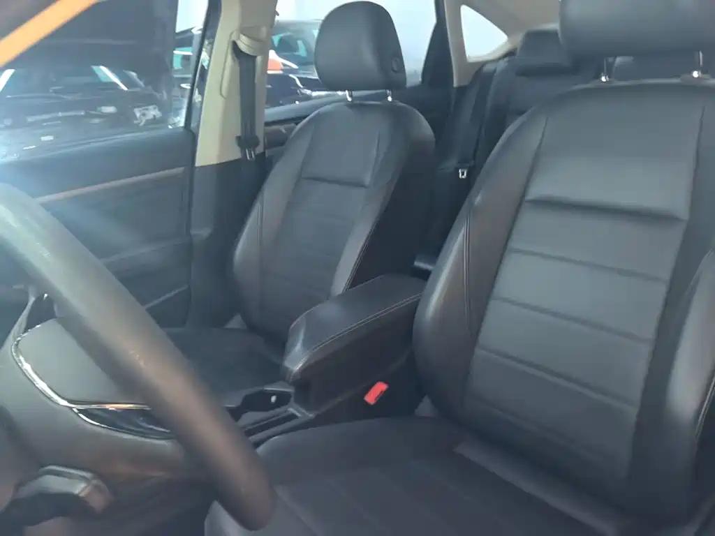 Volkswagen Lavida — миниатюра 15