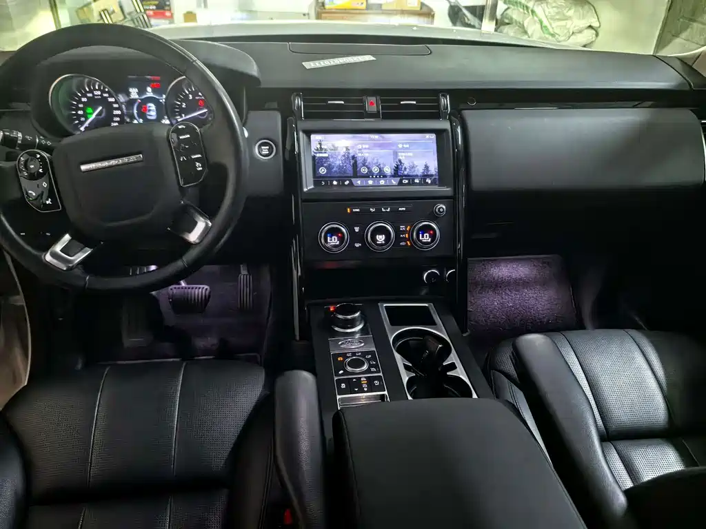 Land Rover Discovery — миниатюра 5