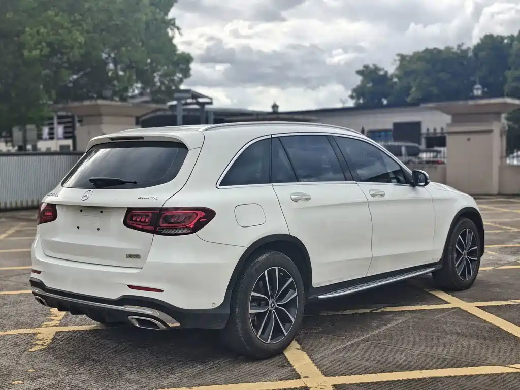 Mercedes-Benz GLC — миниатюра 10