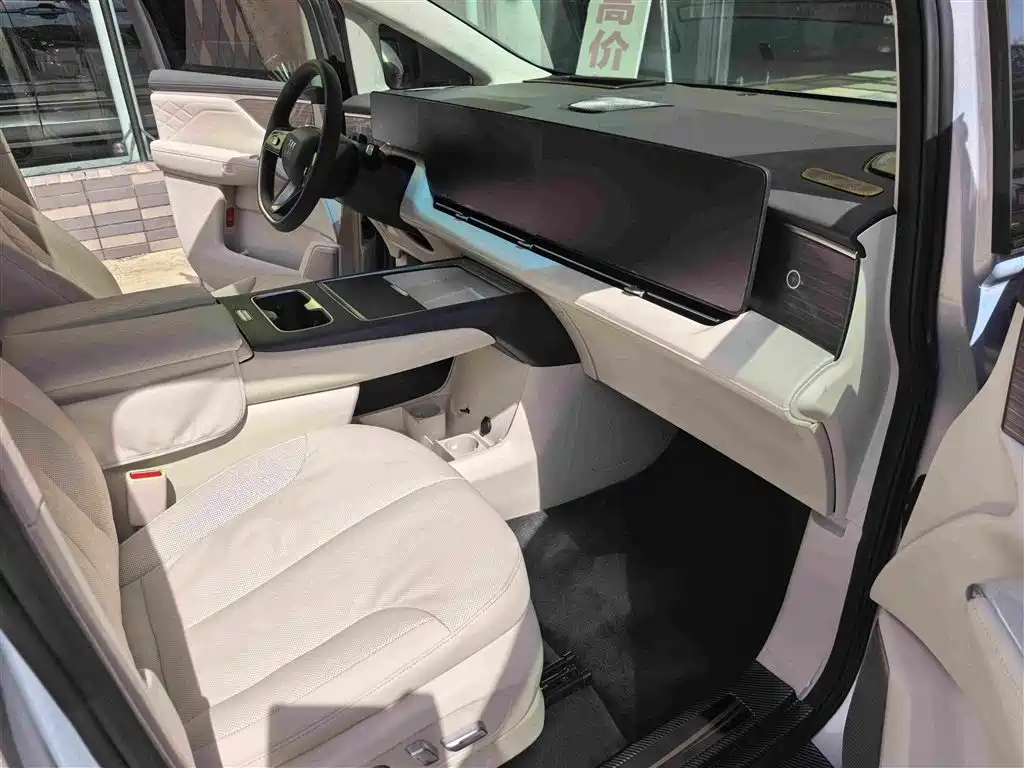 Buick Не похоже, что ты семья. — миниатюра 7