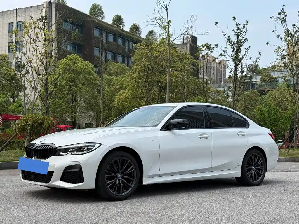 BMW 3 Series 2021