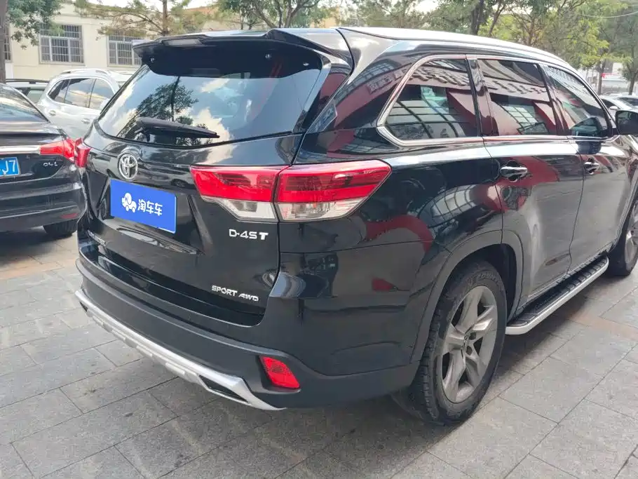 Toyota Highlander — миниатюра 3