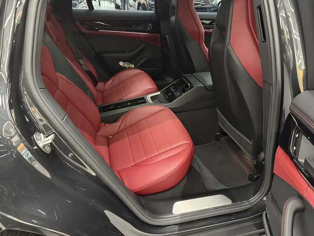 Porsche Panamera — миниатюра 12