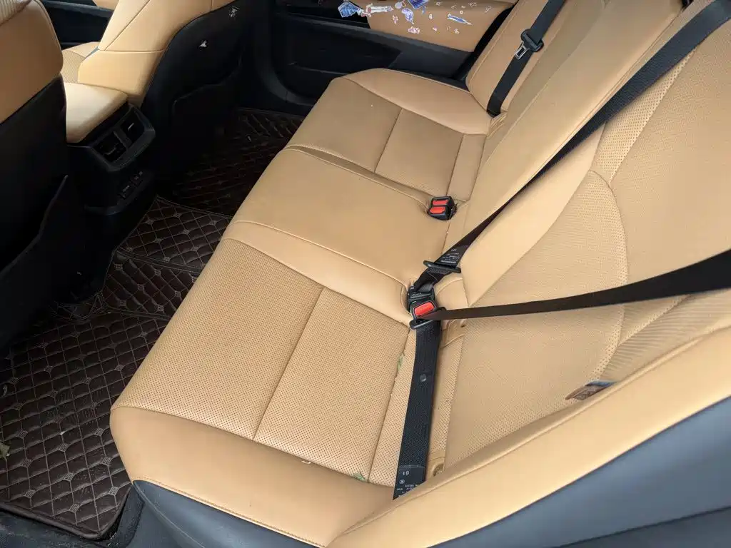 Lexus ES — миниатюра 10