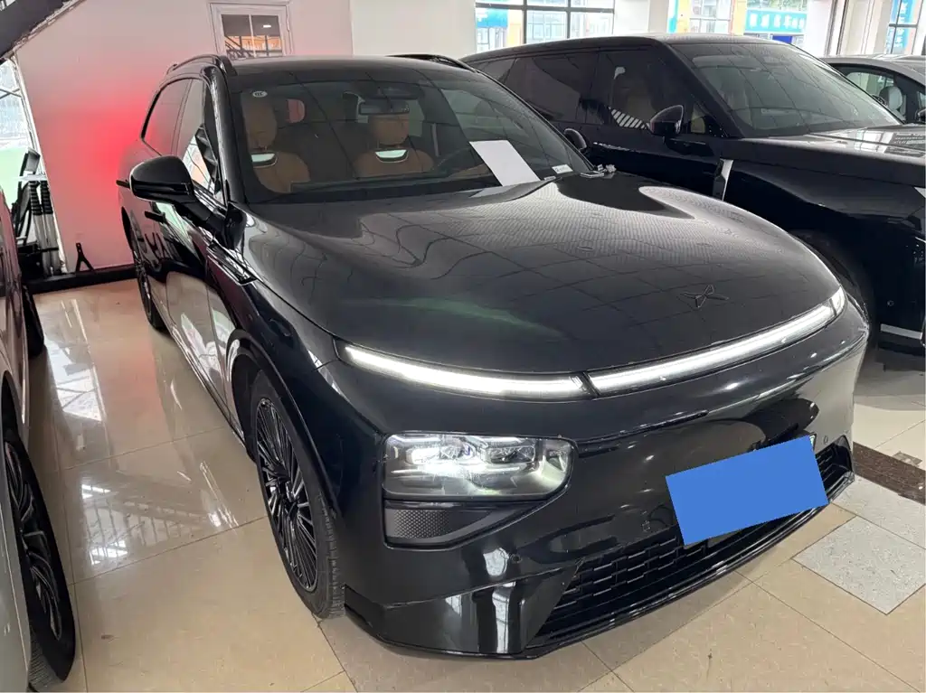XPeng G9
