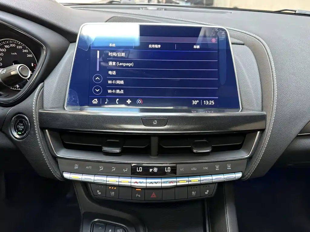 Cadillac CT5 — миниатюра 14