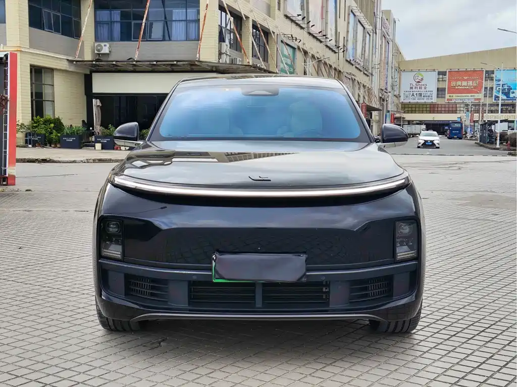 Li Auto Li L8 — миниатюра 2