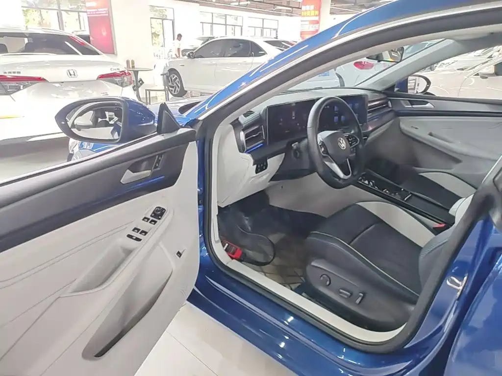 Volkswagen Lamando — миниатюра 16