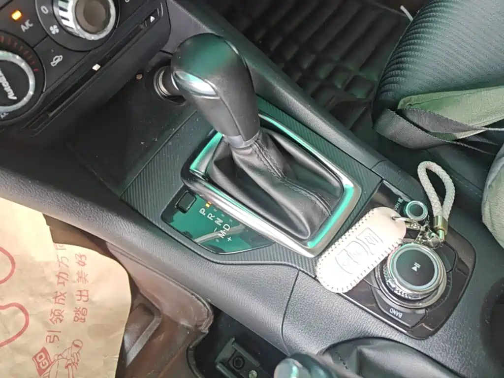 Mazda 3 Axela — миниатюра 14