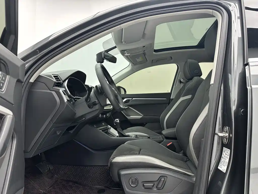 Audi Q3 2022 35 TFSI Fashion