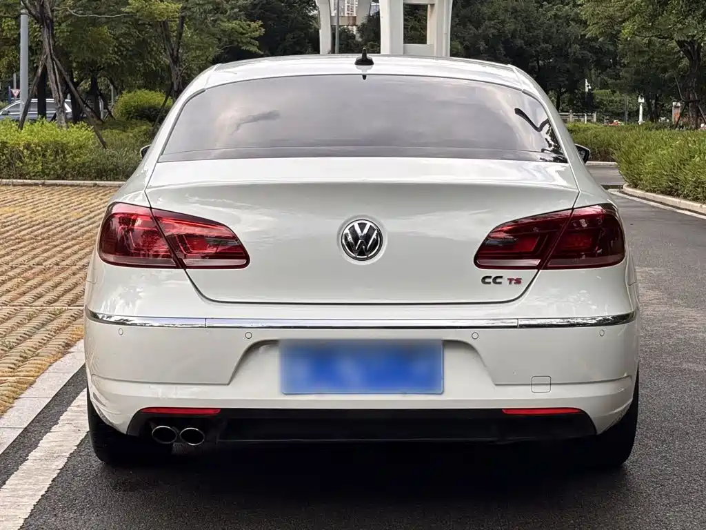 Volkswagen FAW - Passat CC CC 2016 2.0TSI Luxury